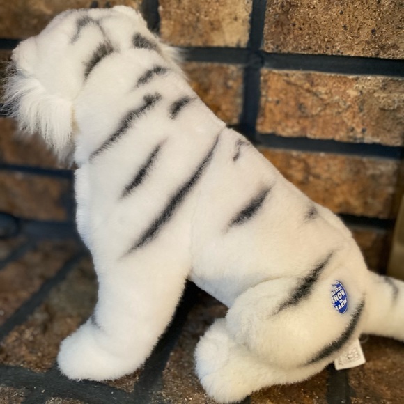 Fiesta White Bengal Tiger 10” Stuffed Animal Plush Toy - Picture 8 of 8